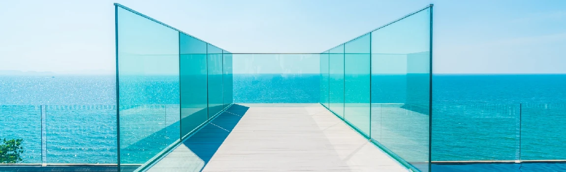 Customized Glass Pool Fence Repair Services in Sarasota, FL