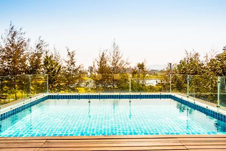 Cost of Glass Pool Fence Repair in Sarasota, FL